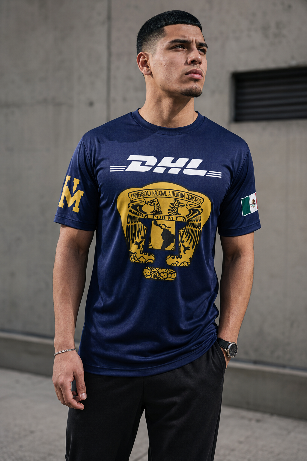Playera Manga Corta Tela Deportiva Pumas Universidad 2026